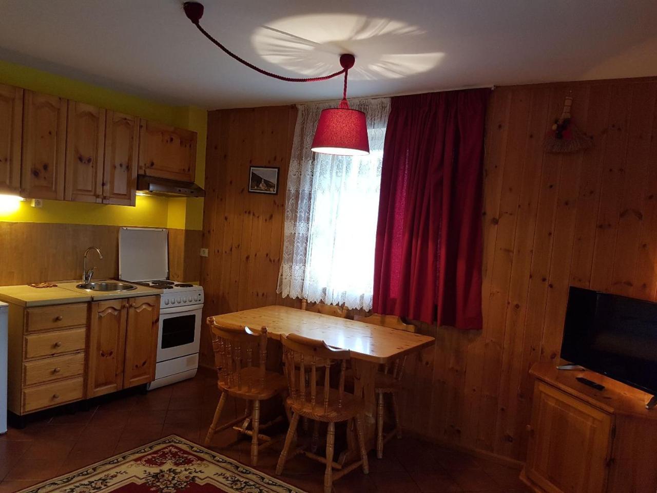 Residenze Sonnenschein Casa Rossa Aparthotel Villabassa Bagian luar foto